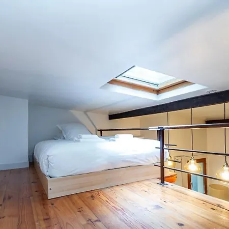 Proche Nation - Iii Parijs