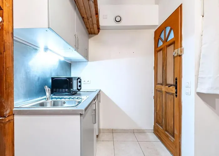 Апартаменты Proche Nation - Iii